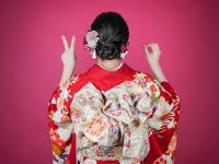 振袖前撮り写真　ハタチのポーズ